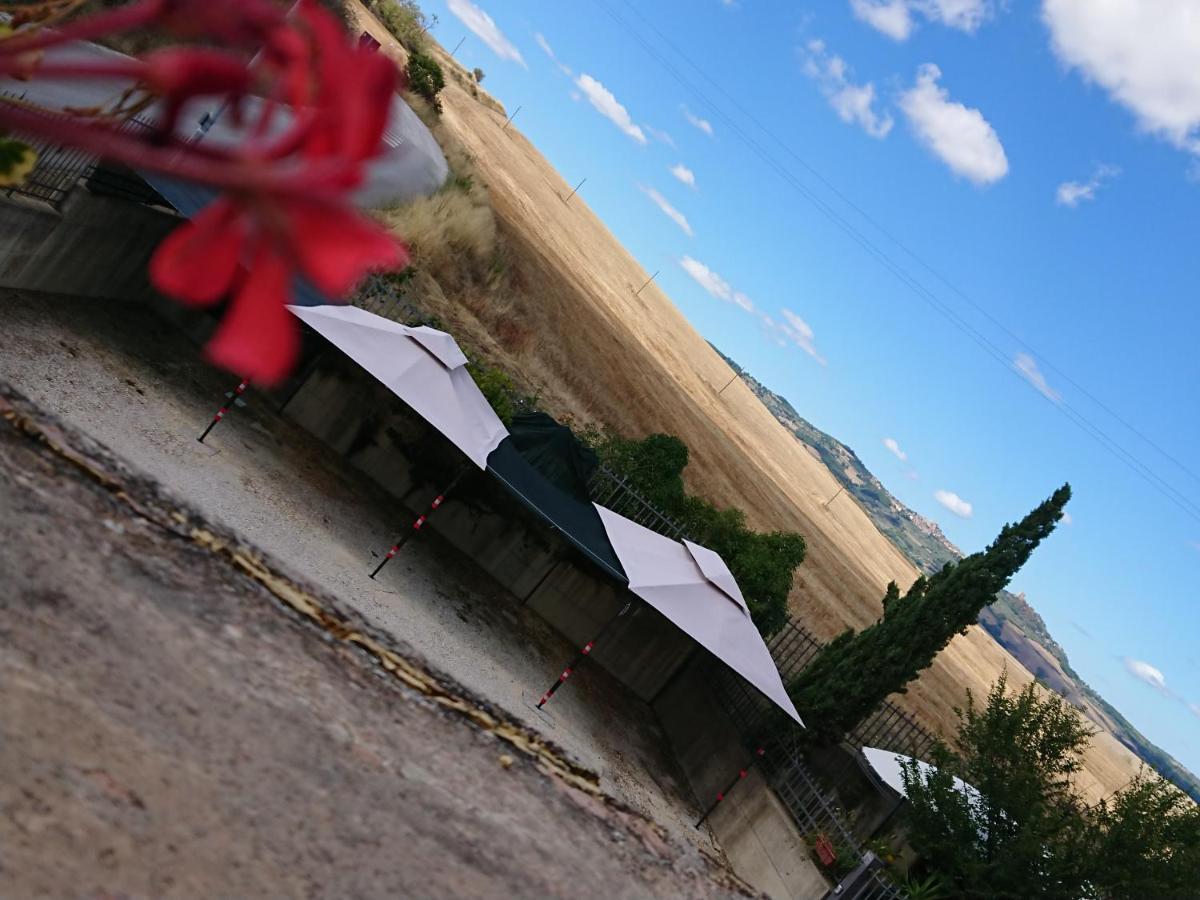 Affittacamere Alba Fiorita Castiglione dʼOrcia Exterior foto